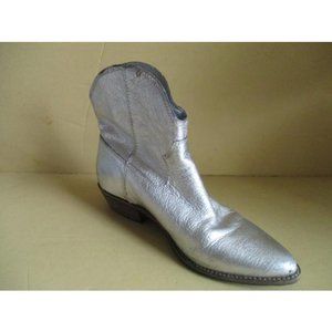 *Nicole Metallic Silver Passionate Gray Pebbled Low Pointed Toe Boots